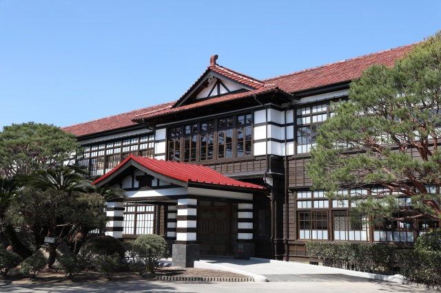 旧萩藩校明倫館